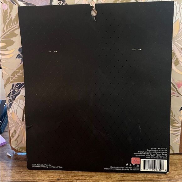 Leg Avenue Black Vinyl Cat Mask - Picture 3 of 3